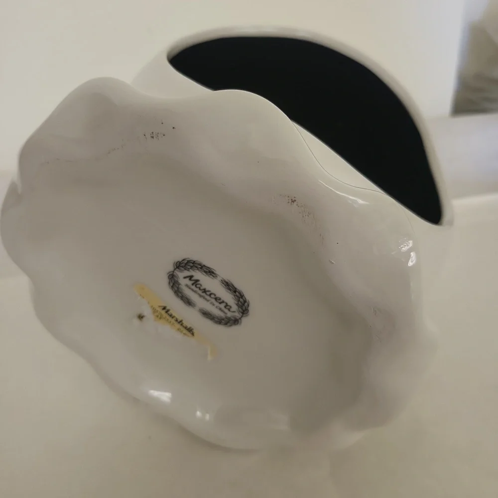 Ghost - Picture 3 of 3